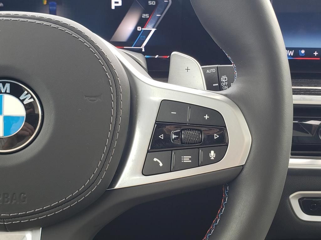 Used 2026 BMW X5 M60i AWD/4WD image 28