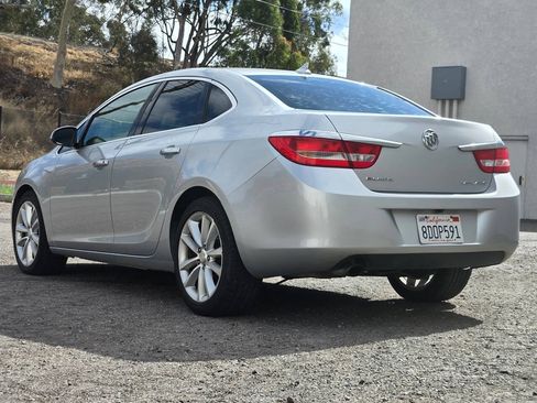 Used 2013 Buick Verano FWD image 12