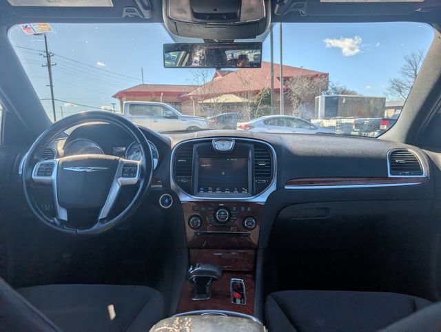 Used 2012 Chrysler 300 RWD image 16