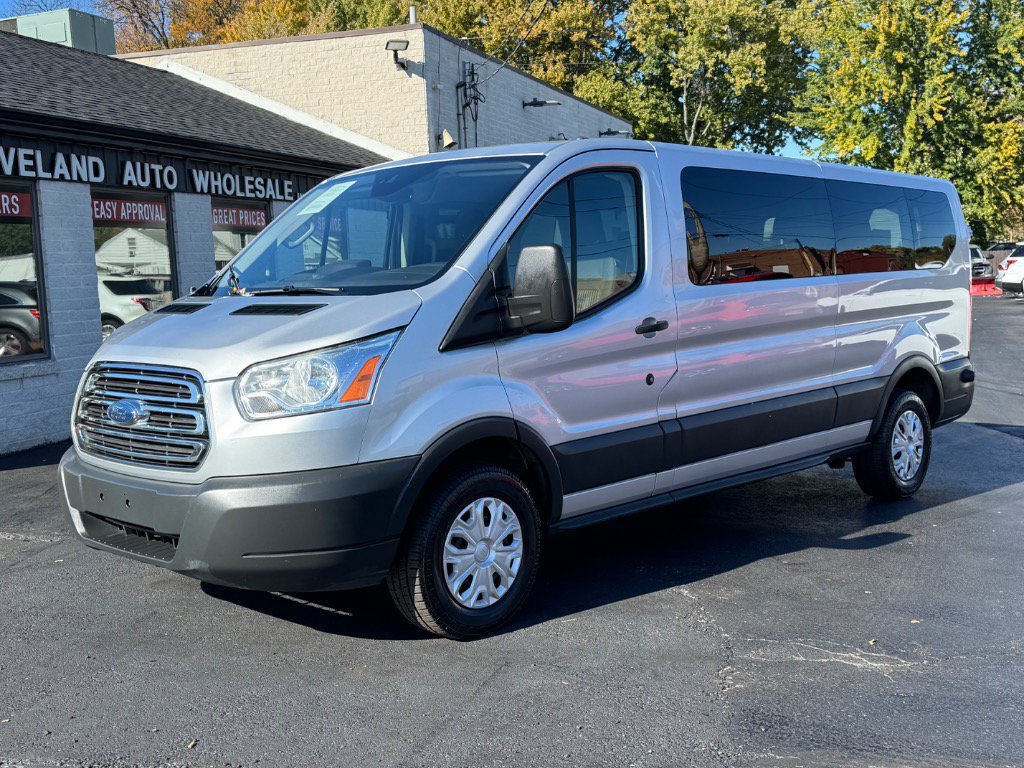 Used 2016 Ford Transit 350 XLT RWD image 1