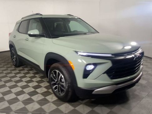 New 2026 Chevrolet TrailBlazer LT w/ Convenience Package image 3