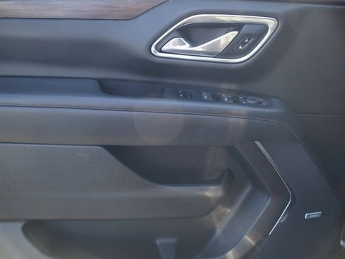 Certified 2021 Chevrolet Tahoe Z71 w/ Luxury Package image 28