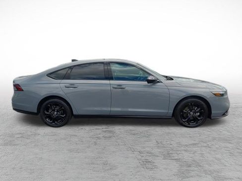Used 2025 Honda Accord SE image 5