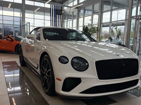 Used 2020 Bentley Continental GT image 22