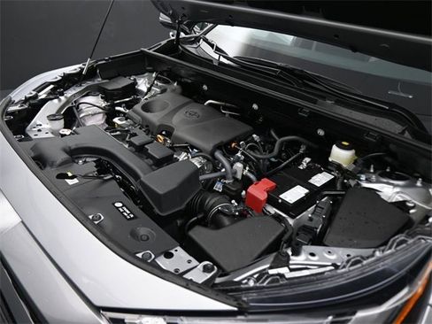 New 2025 Toyota RAV4 XLE image 10