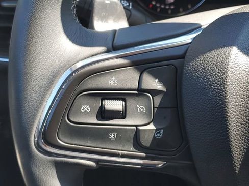 Certified 2022 Buick Envision Preferred FWD image 22