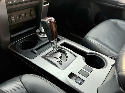 Used 2016 Toyota 4Runner Limited image 18