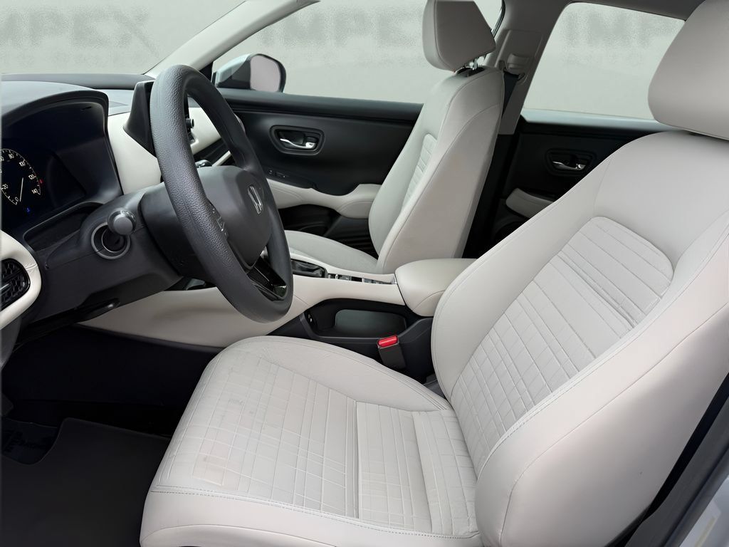 Used 2025 Honda HR-V LX image 29
