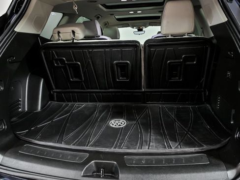 Used 2023 Buick Enclave Avenir w/ Avenir Technology Package image 8