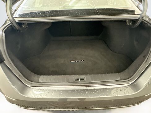 Used 2024 Nissan Sentra SV image 29