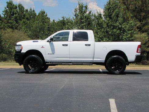 Used 2022 RAM 2500 Tradesman AWD/4WD image 5