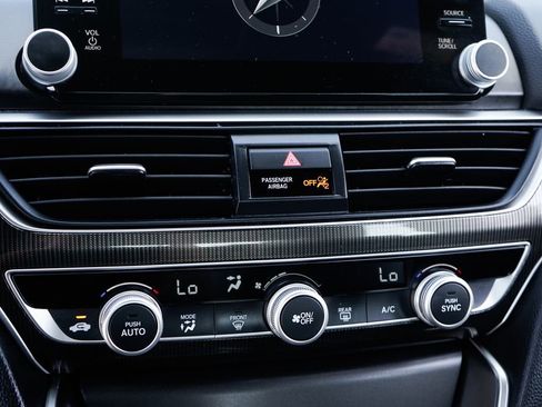 Used 2021 Honda Accord Sport image 28