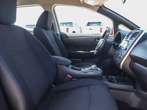Used 2013 Nissan Leaf S FWD image 14