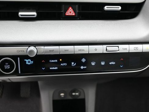 Used 2023 Hyundai Ioniq 5 Limited image 30