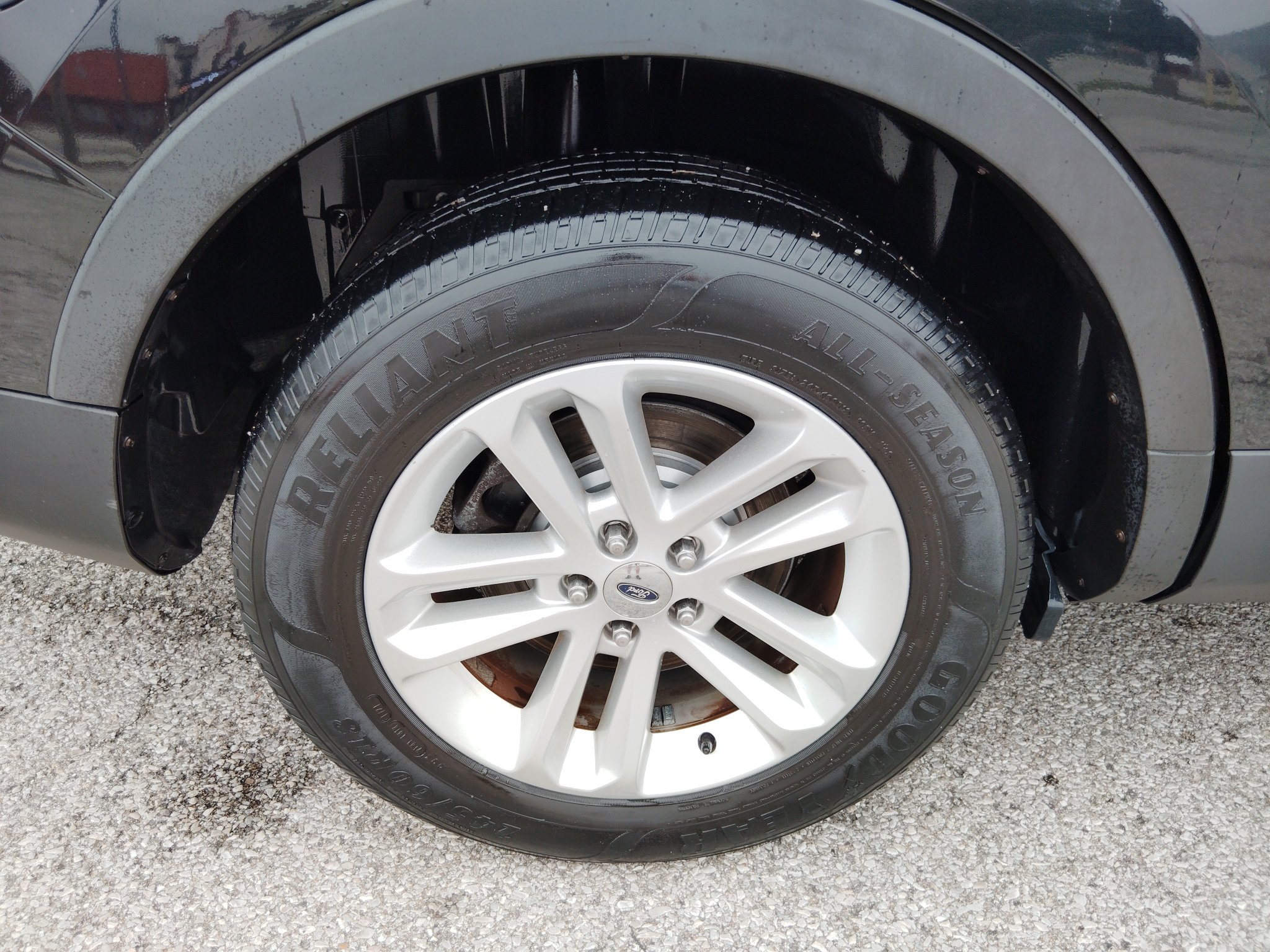 Used 2011 Ford Explorer XLT w/ 202A Rapid Spec Order Code FWD image 9