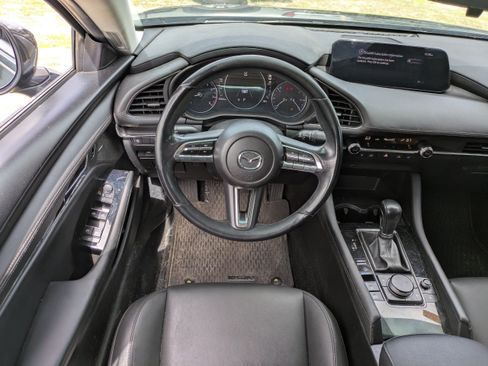 Used 2020 MAZDA MAZDA3 AWD Sedan w/ Preferred Package image 14