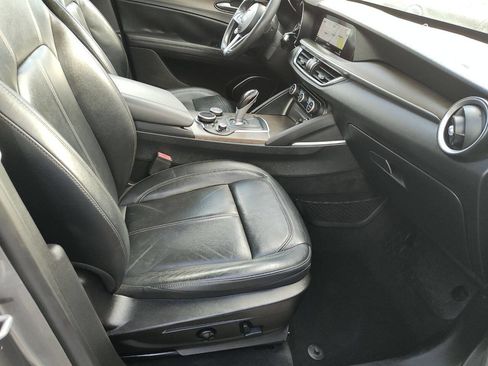 Used 2018 Alfa Romeo Stelvio Ti image 51