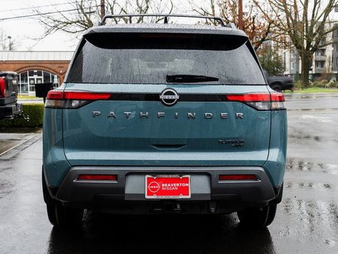 New 2026 Nissan Pathfinder Platinum w/ Cargo Package AWD/4WD image 5