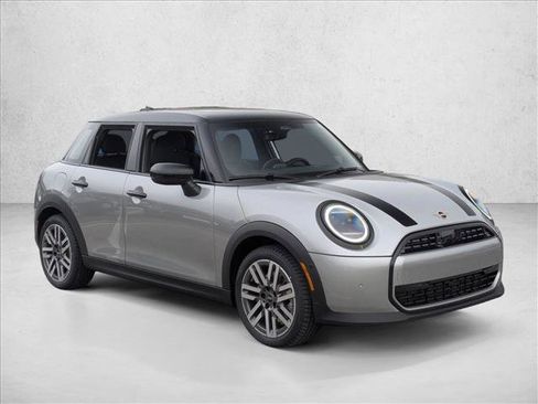 New 2026 MINI Cooper 4-Door Hardtop image 7