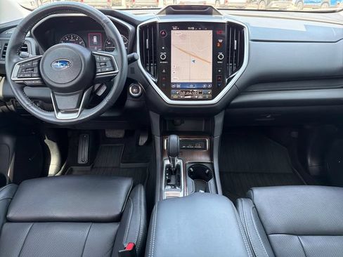 Used 2024 Subaru Ascent Touring AWD/4WD image 9