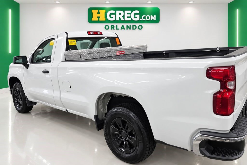 Used 2022 Chevrolet Silverado 1500 W/T RWD image 2