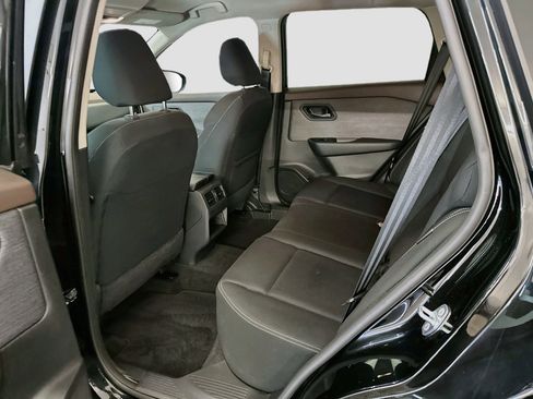 Used 2023 Nissan Rogue S AWD/4WD image 28
