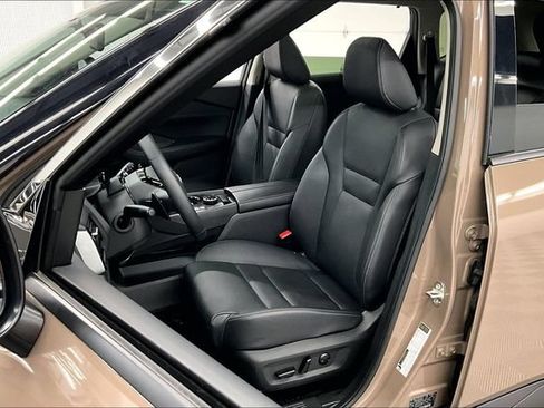 Used 2025 Nissan Rogue SL w/ Tech Package AWD/4WD image 24