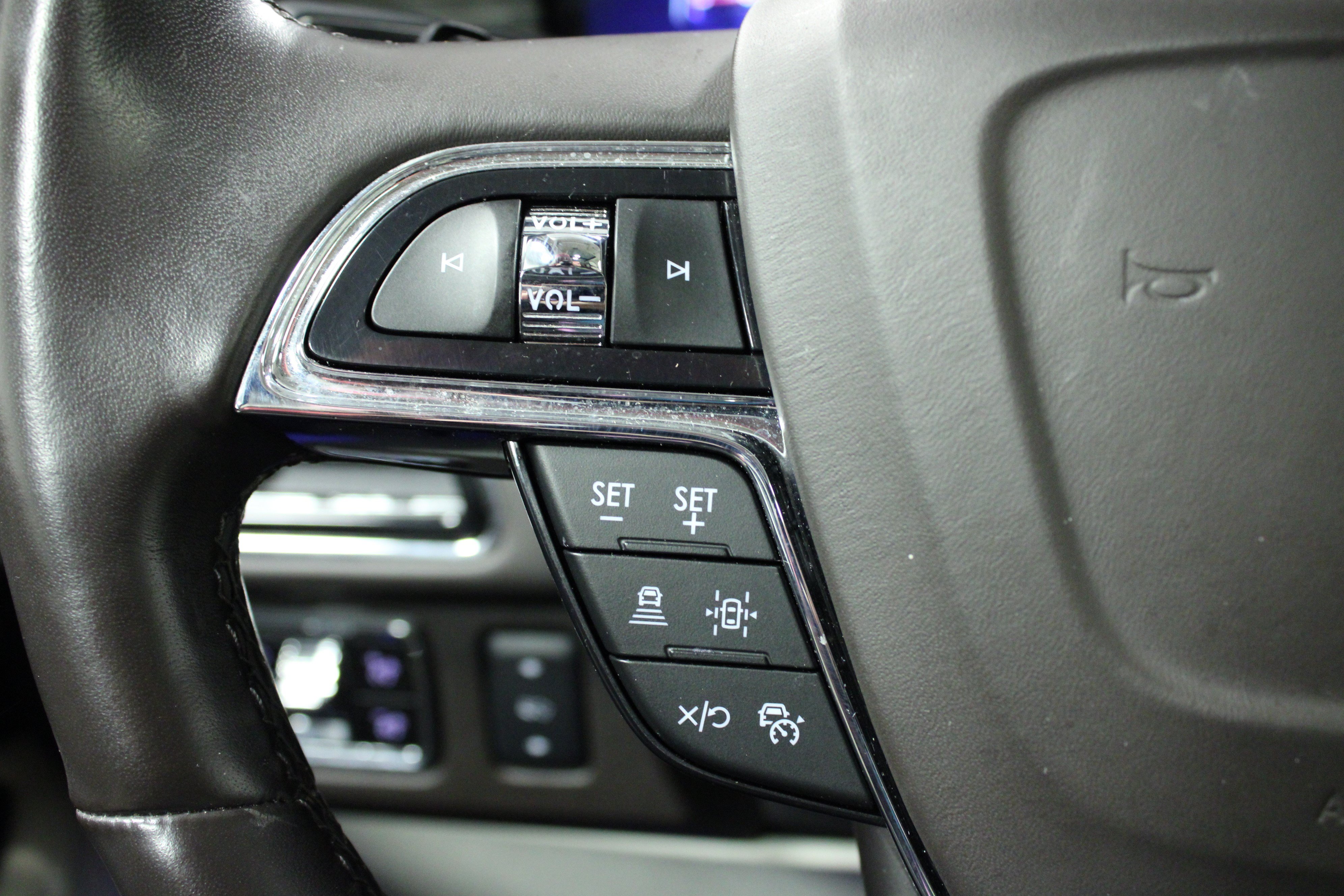 Used 2023 Lincoln Navigator Black Label AWD/4WD image 21