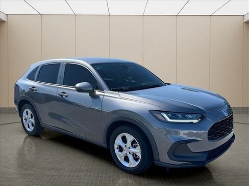 Used 2024 Honda HR-V LX image 2