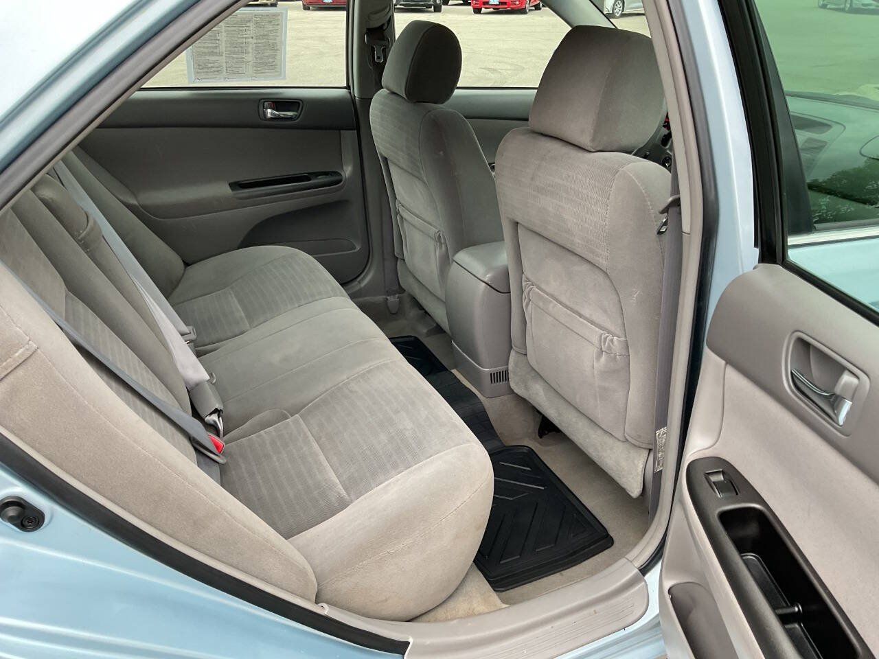 Used 2005 Toyota Camry FWD image 31
