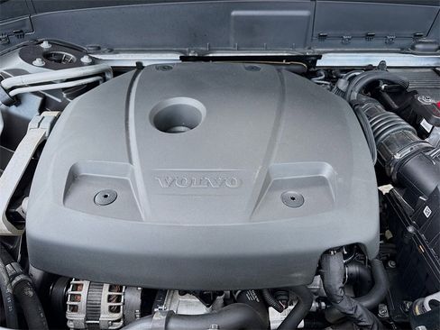 Used 2021 Volvo XC90 T6 Inscription w/ Protection Package Premier image 34