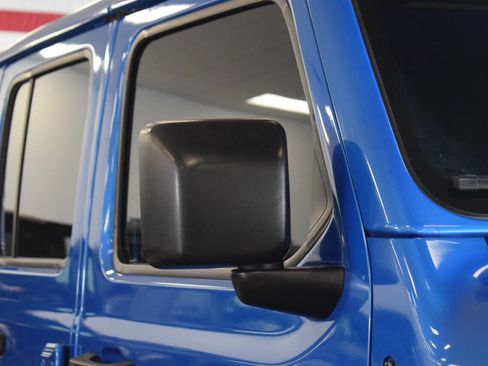 Used 2021 Jeep Gladiator Sport w/ Quick Order Package 24Q 80Th image 12