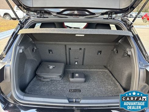 Used 2023 Volkswagen GTI Autobahn image 28