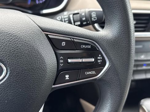 Used 2019 Hyundai Santa Fe SEL image 11