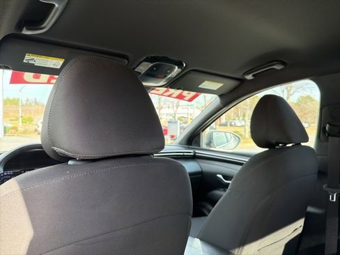 Used 2023 Hyundai Santa Cruz SE image 31