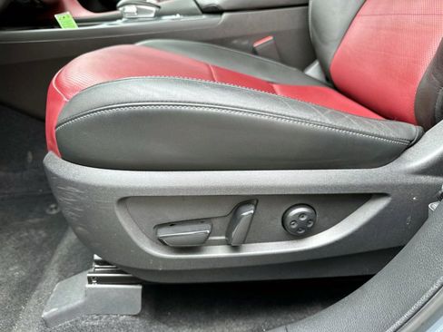 Used 2023 INFINITI QX50 Sport image 10