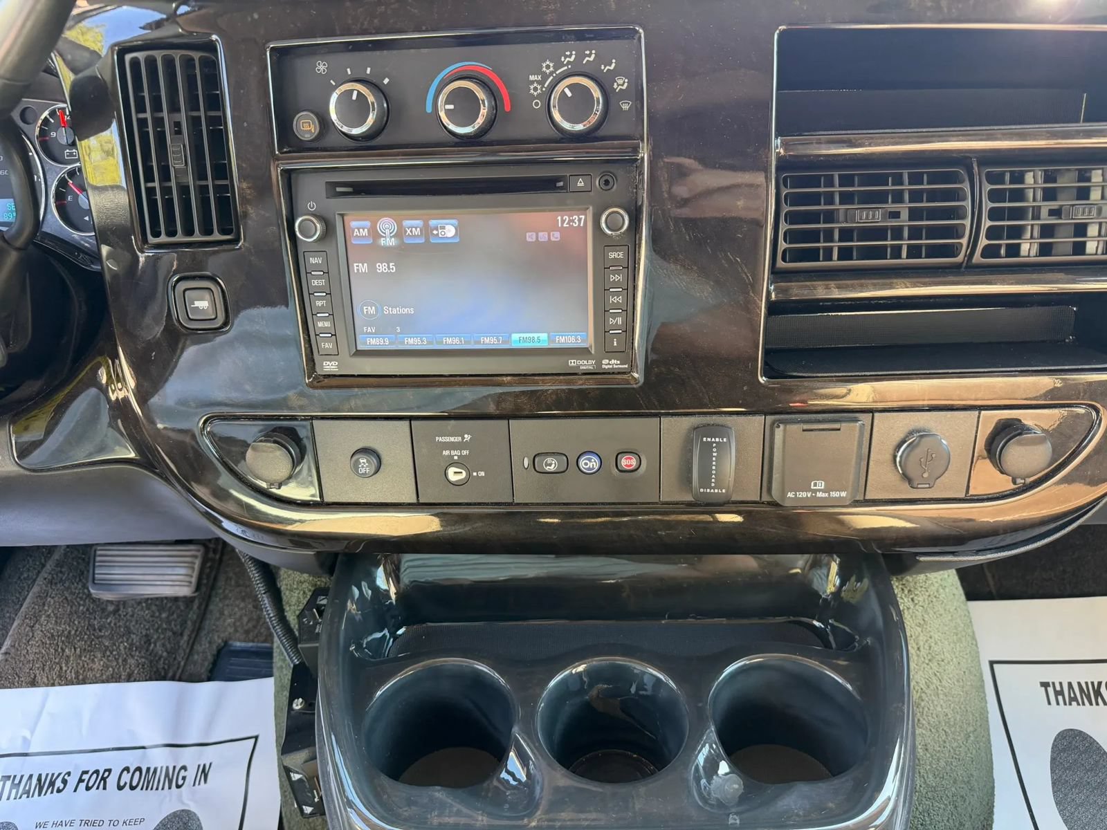 Used 2015 Chevrolet Express 2500 RWD image 22