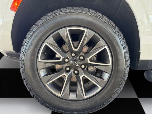 Used 2021 Chevrolet Tahoe Z71 image 14