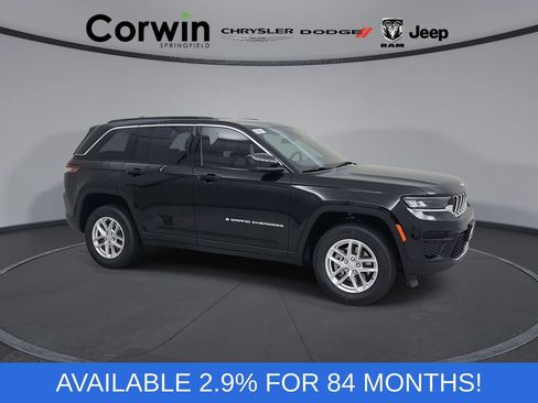 New 2026 Jeep Grand Cherokee Laredo AWD/4WD image 1
