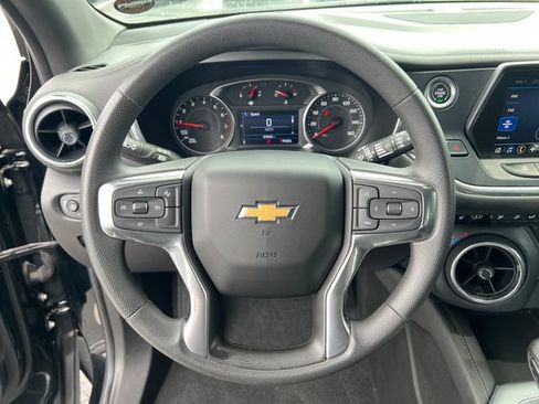 Used 2022 Chevrolet Blazer LT AWD/4WD image 28