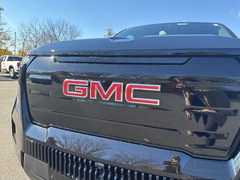 New 2026 GMC Sierra EV Elevation w/ LPO, Elevation Dark Package image 56