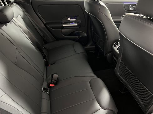 New 2025 Mercedes-Benz GLA 250 4MATIC image 24