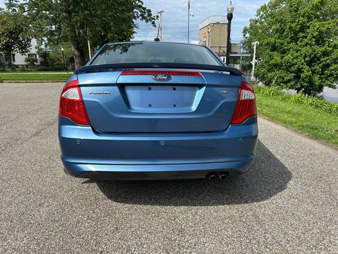 Used 2010 Ford Fusion SE FWD image 4