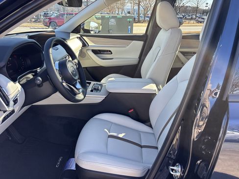 New 2026 MAZDA CX-90 3.3 Turbo w/ Premium Plus Pkg image 16