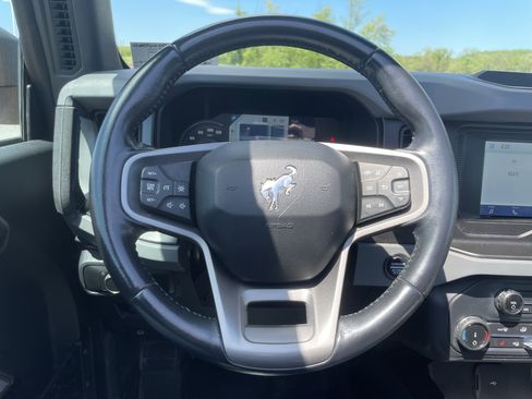 Used 2022 Ford Bronco Black Diamond AWD/4WD image 17