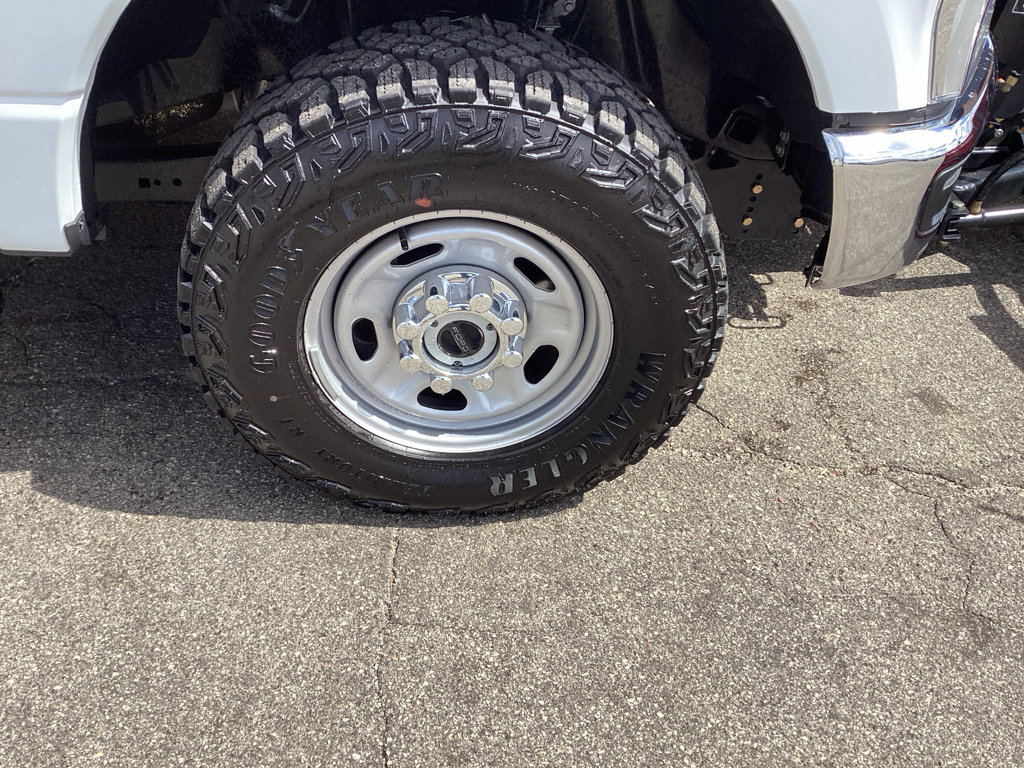 New 2026 Ford F350 XL w/ XL Off-Road Package AWD/4WD image 33