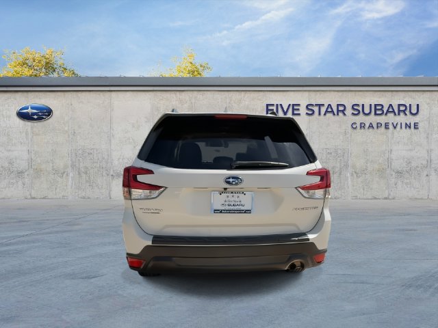 Used 2019 Subaru Forester Premium w/ All-Weather Package AWD/4WD image 7