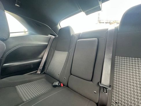 Used 2023 Dodge Challenger SXT image 21