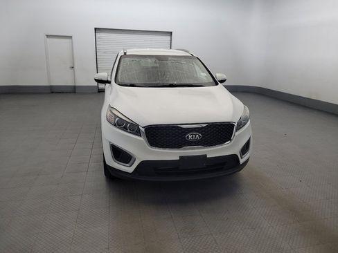 Used 2016 Kia Sorento AWD w/ LX Convenience Package image 14