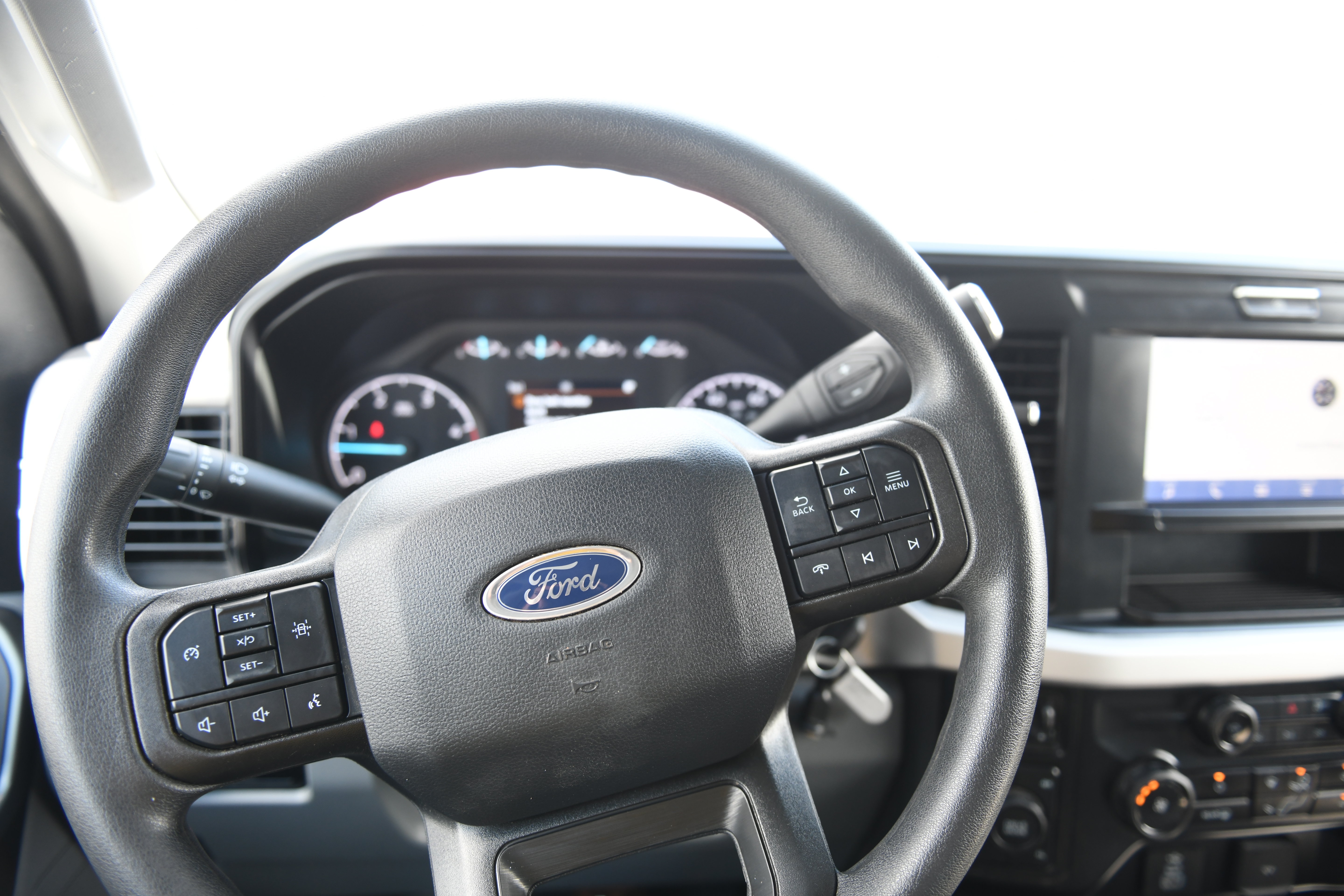 Used 2026 Ford F550 4x4 Crew Cab image 34